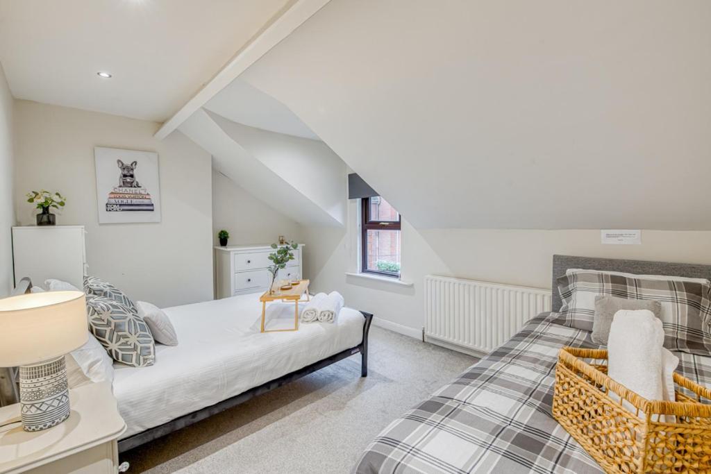 Charming City Home, Beside The Serene Ormeau Park Belfast Exterior foto