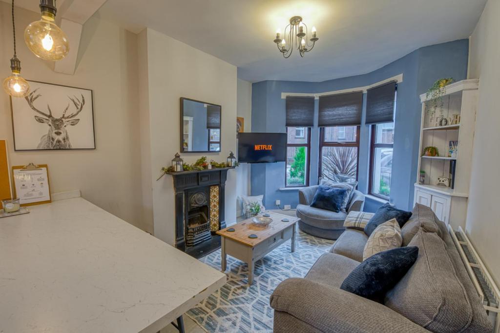 Charming City Home, Beside The Serene Ormeau Park Belfast Exterior foto